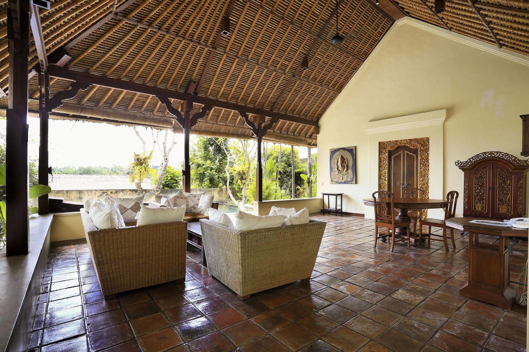 Gayatri Ubud Exterior foto