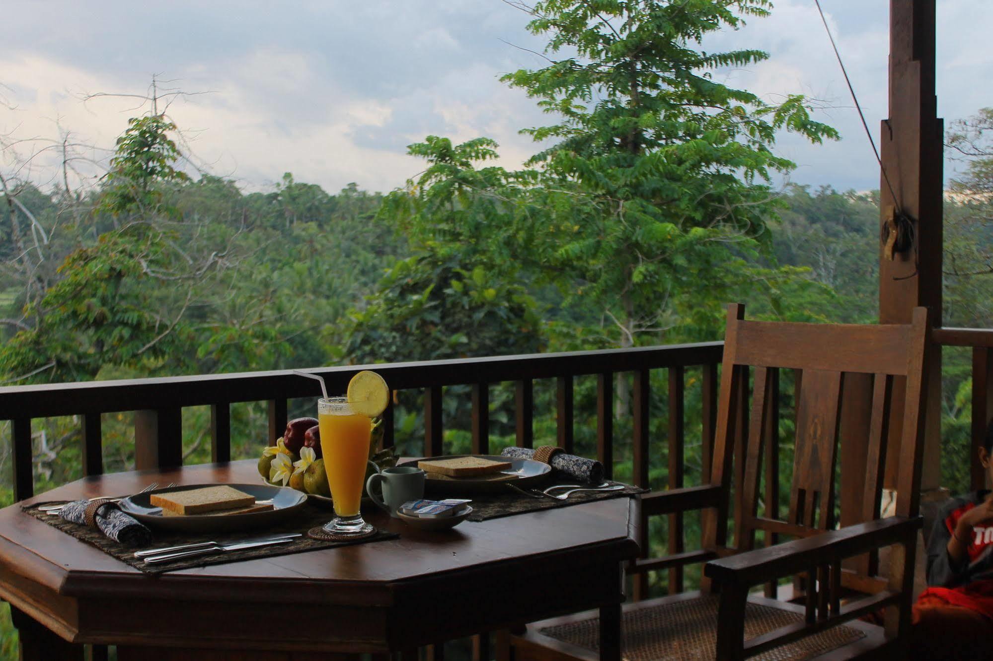 Gayatri Ubud Exterior foto