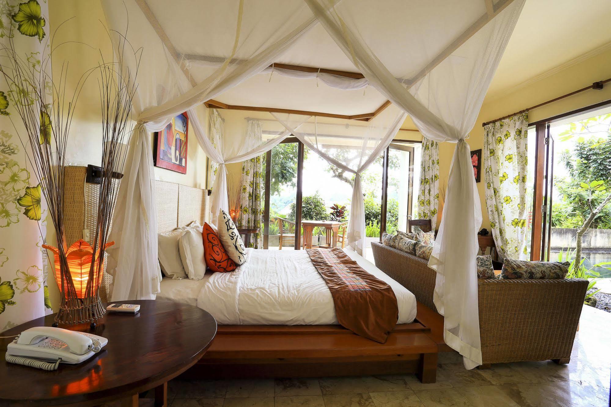 Gayatri Ubud Exterior foto